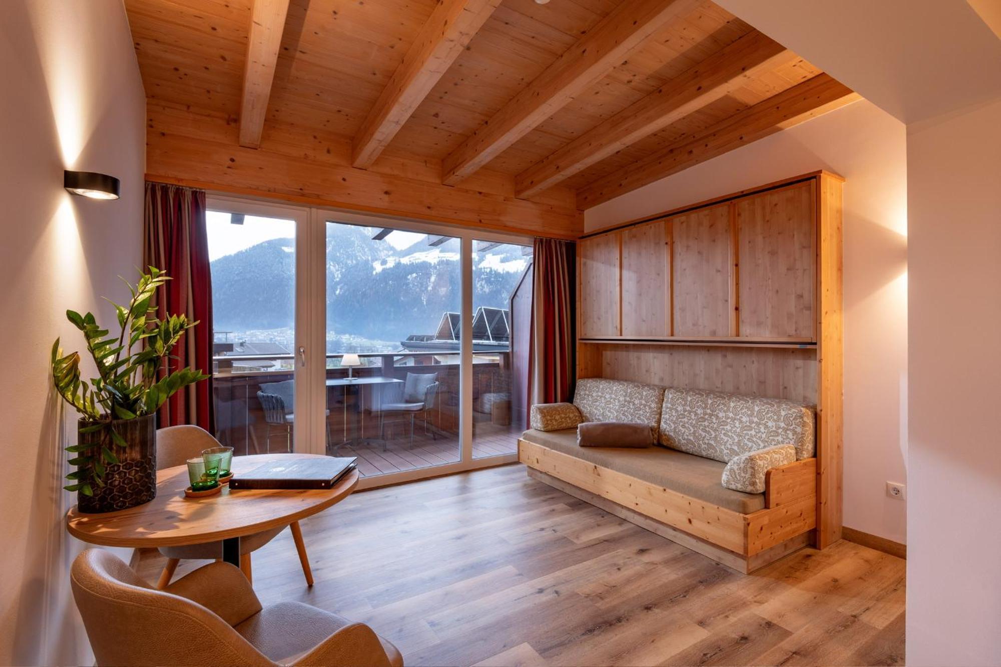 Das Sonnleiten Ski- Und Motorradhotel Bruck Im Zillertal Брук-ам-Циллер Экстерьер фото